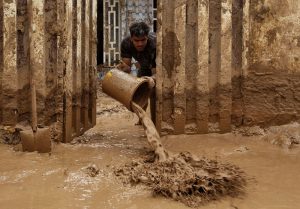 تاثیر کیفیت آب و گلولای بر عملکرد پمپهای لجنکش